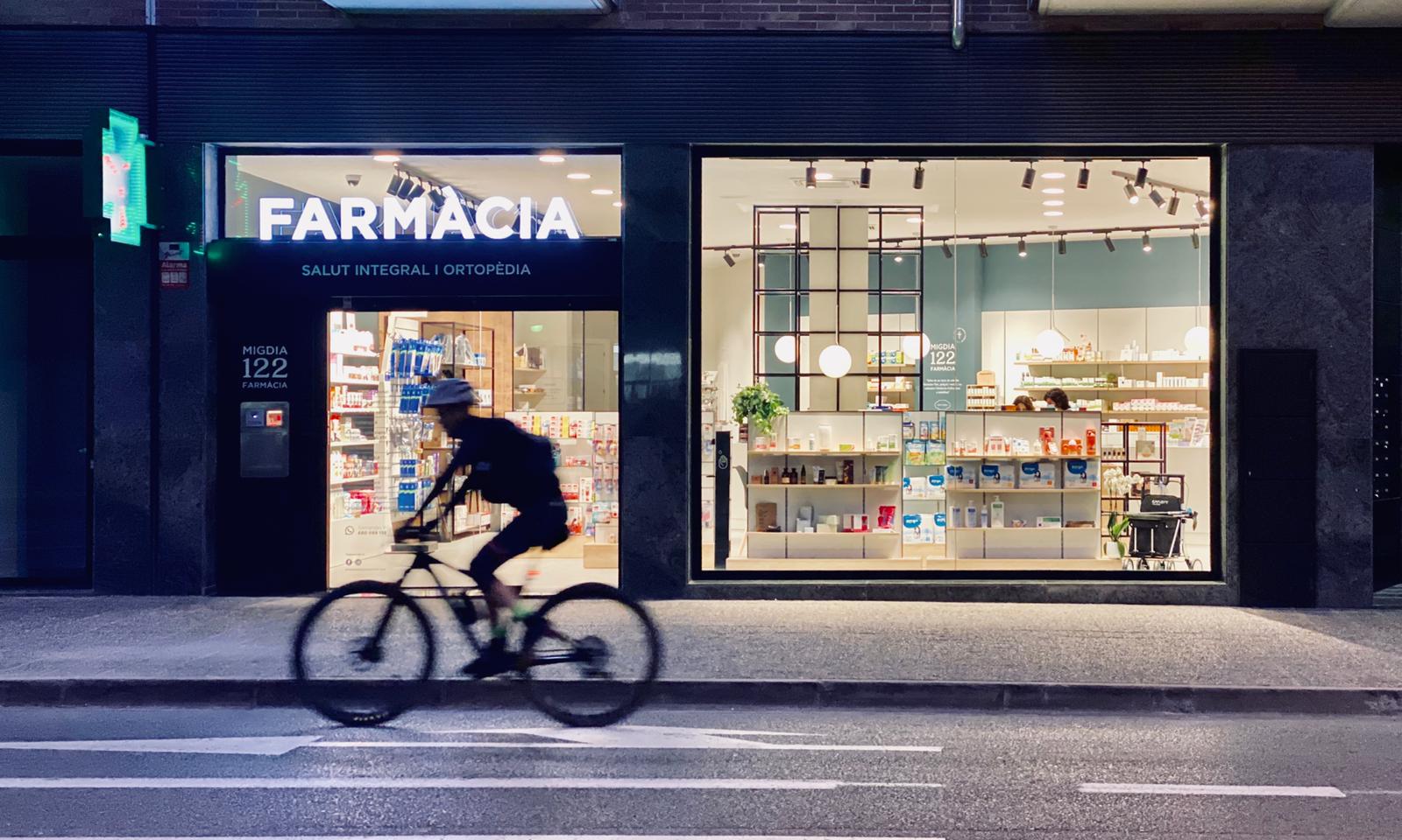 Farmàcia Migdia 122